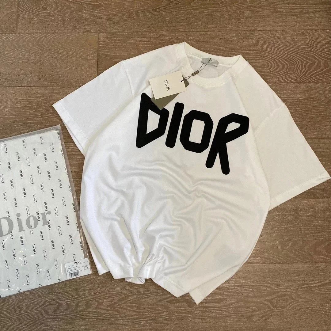 Vuitton/Dior