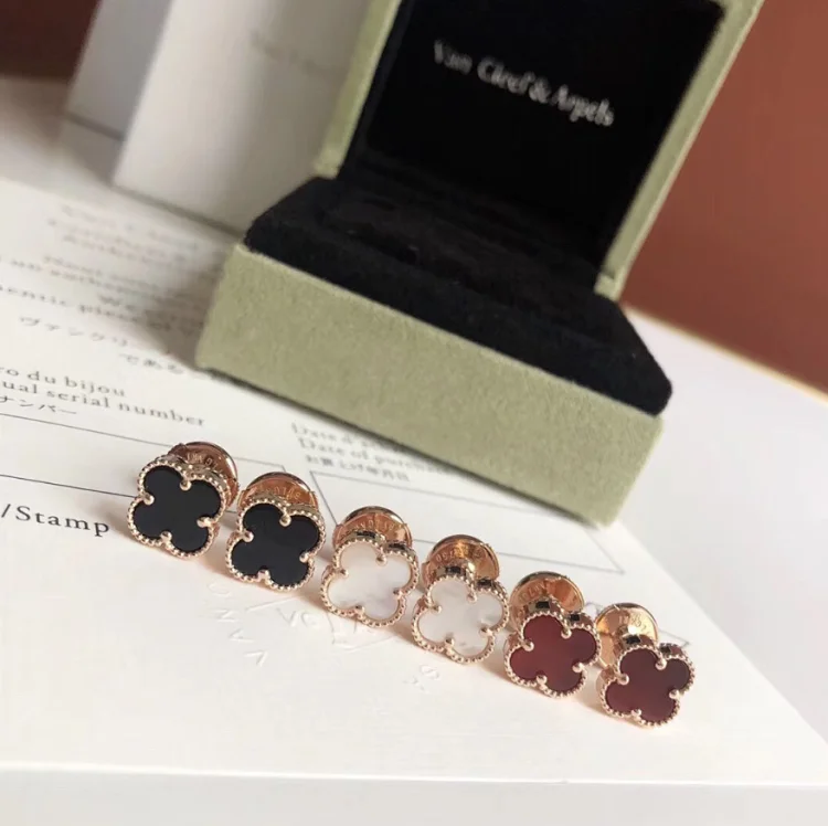 Van Cleef & Arpels earrings