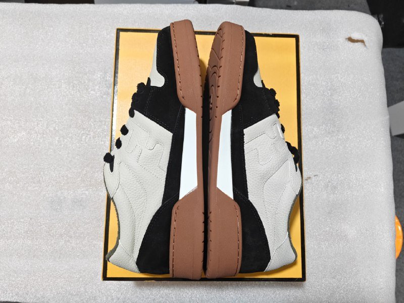 Article:  Fendi Match (https://weidian.com/item.html?itemID=7492838584) 