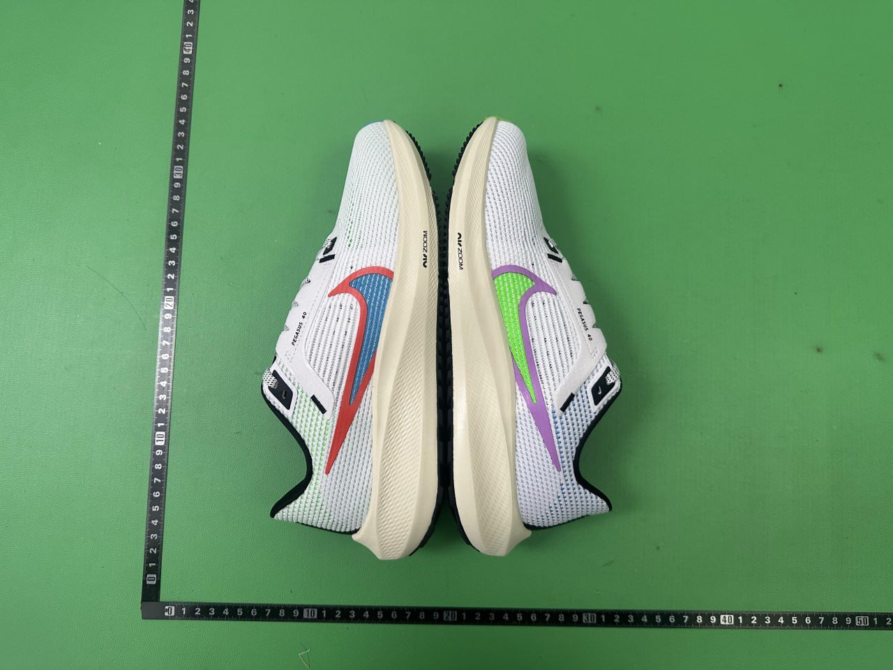 NIKE Air Zoom pegasus40