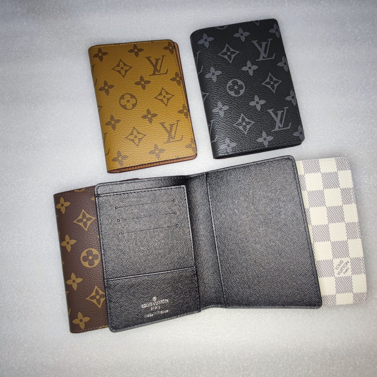 Louis Vuitton/Gucci Card Case
