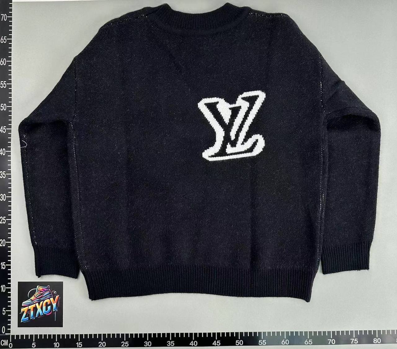 LV Sweater