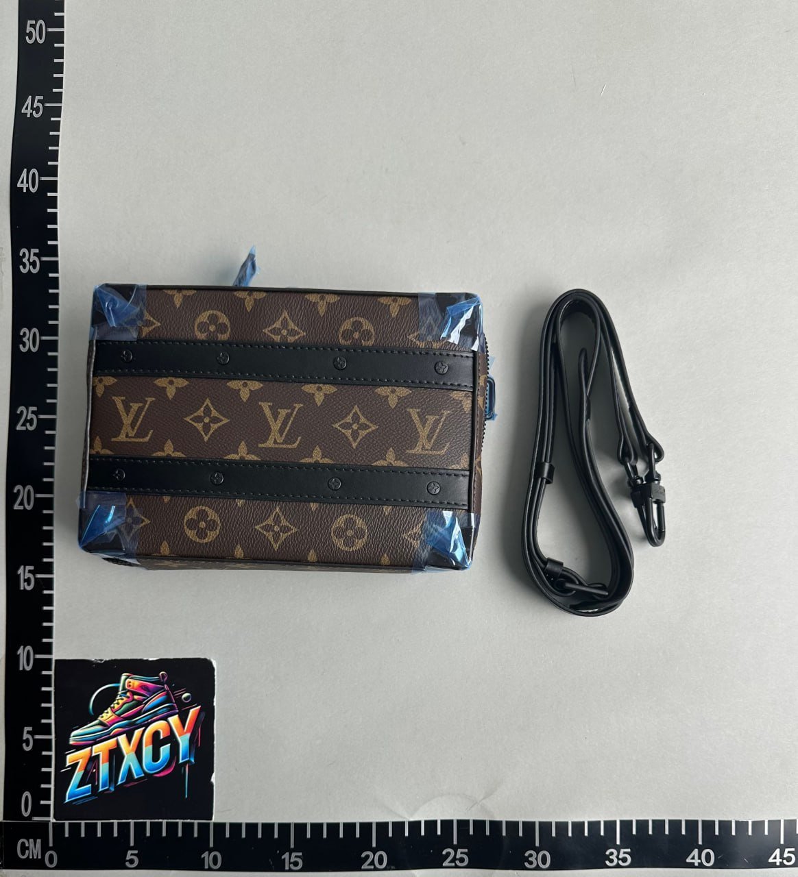  LV Bag