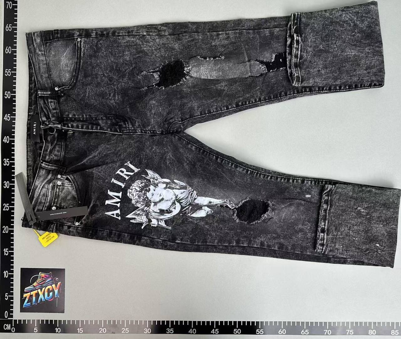 Amiri Jeans