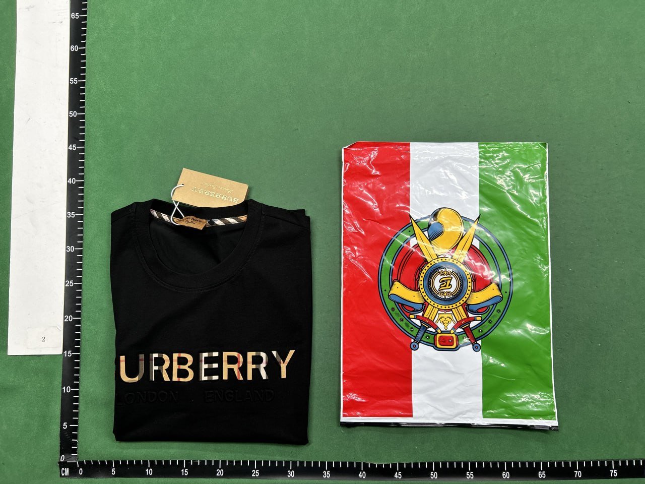 BURBERRY  T-shirt    