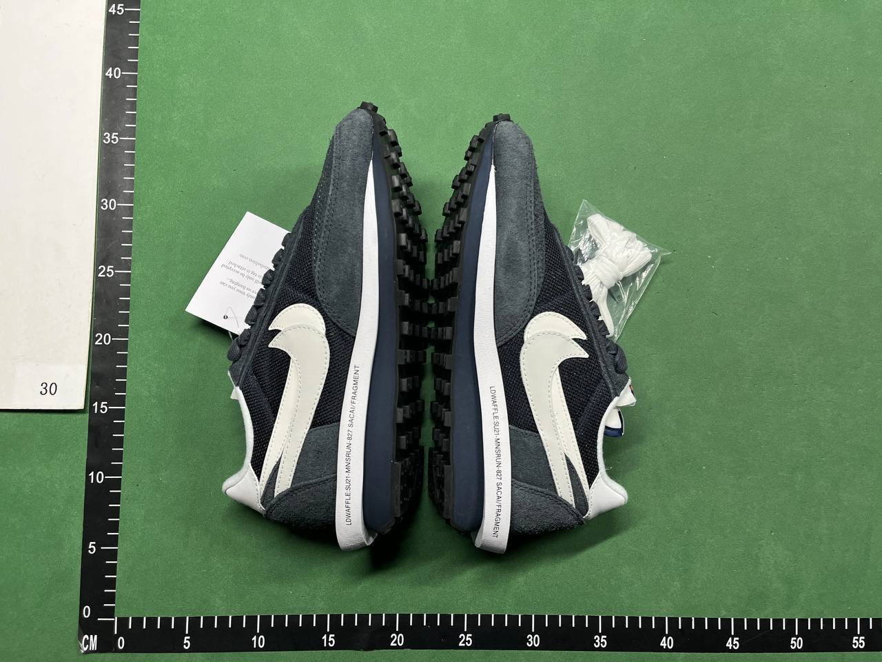 Nike SACAI (20 style ) 