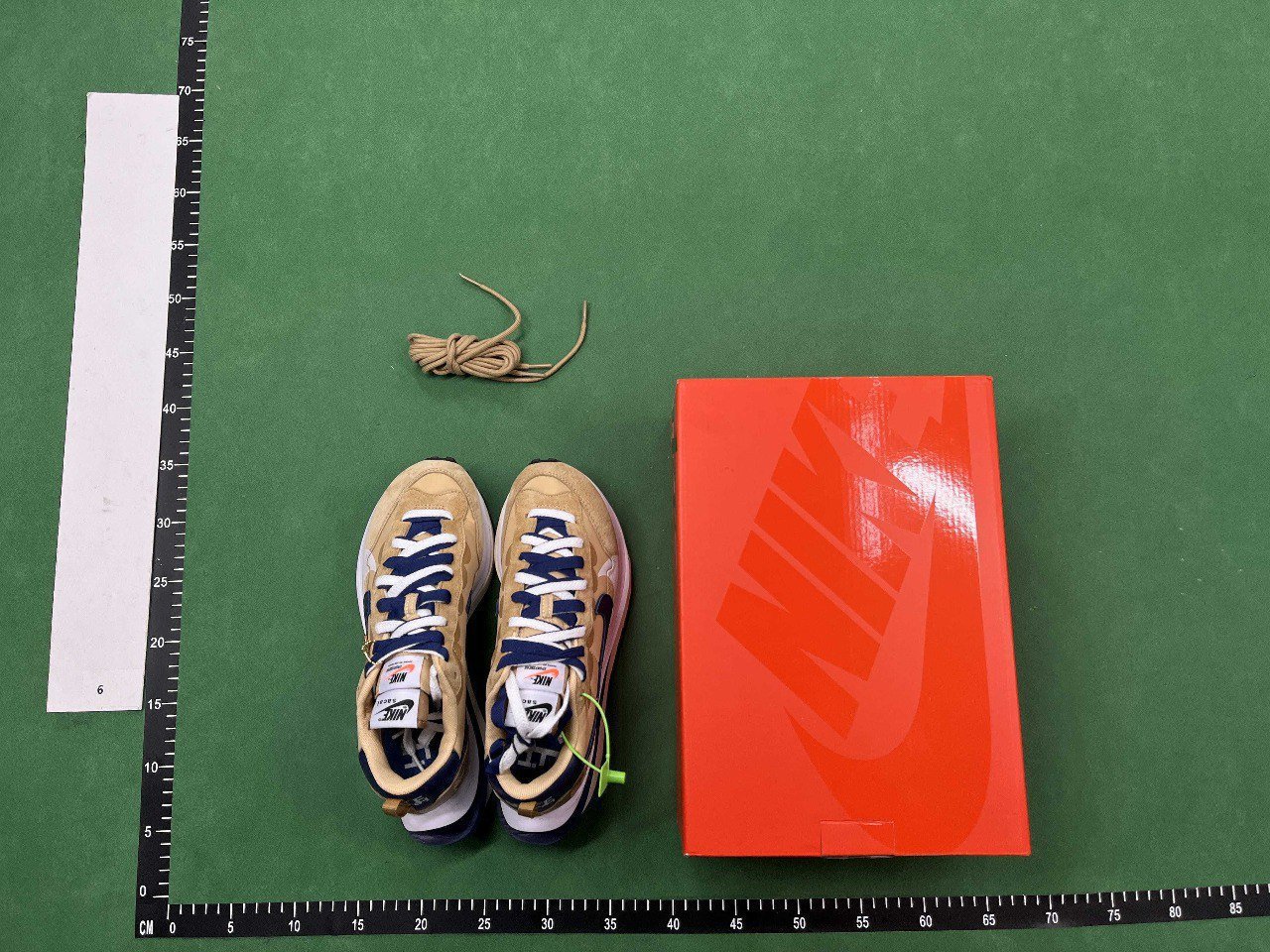 Nike SACAI (20 style ) 