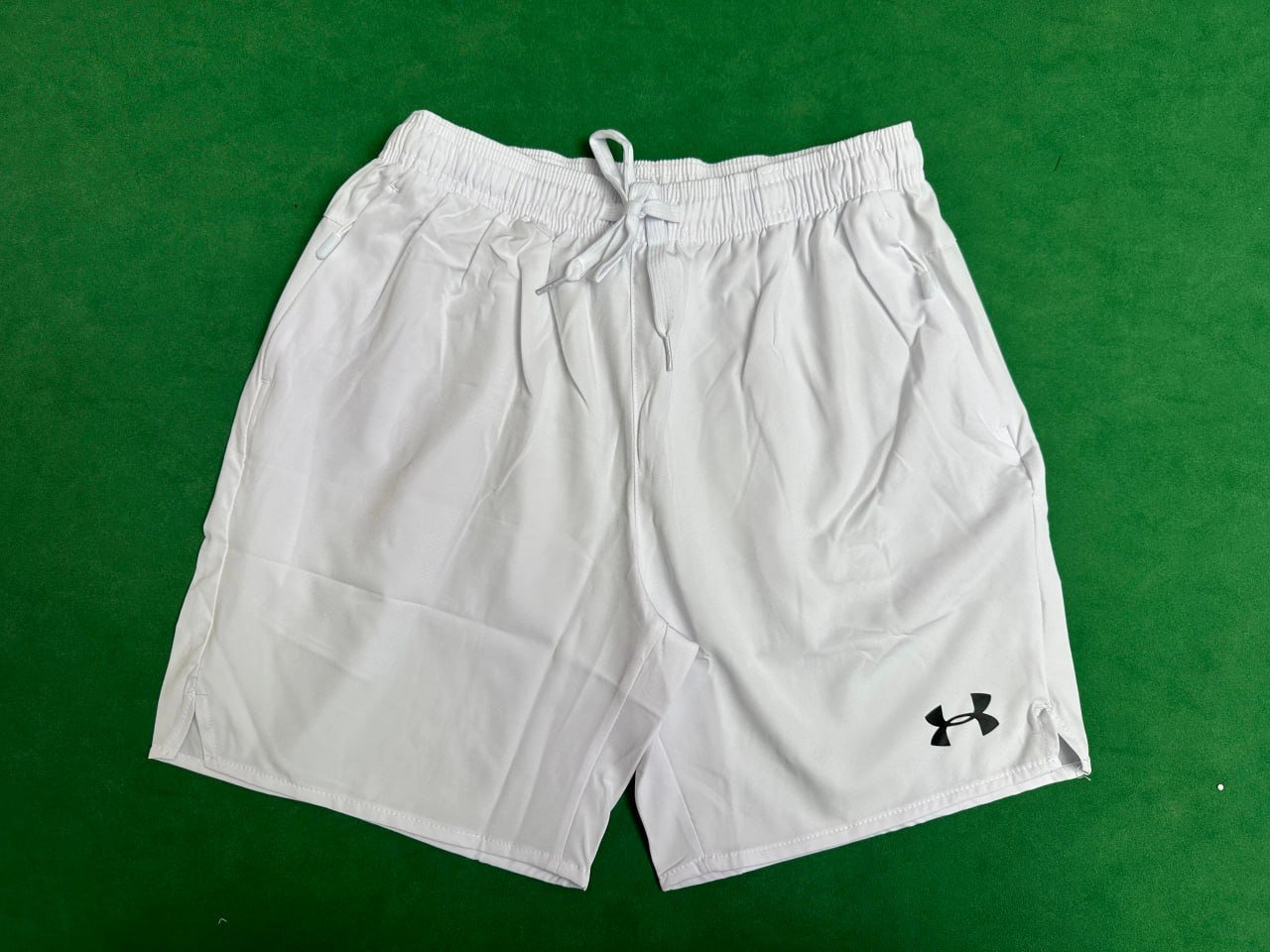 Nike Under Armor short T-shirt