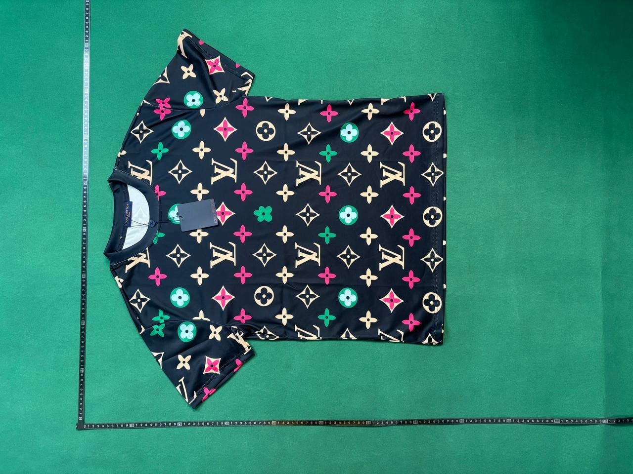ouis Vuitton T-shirt