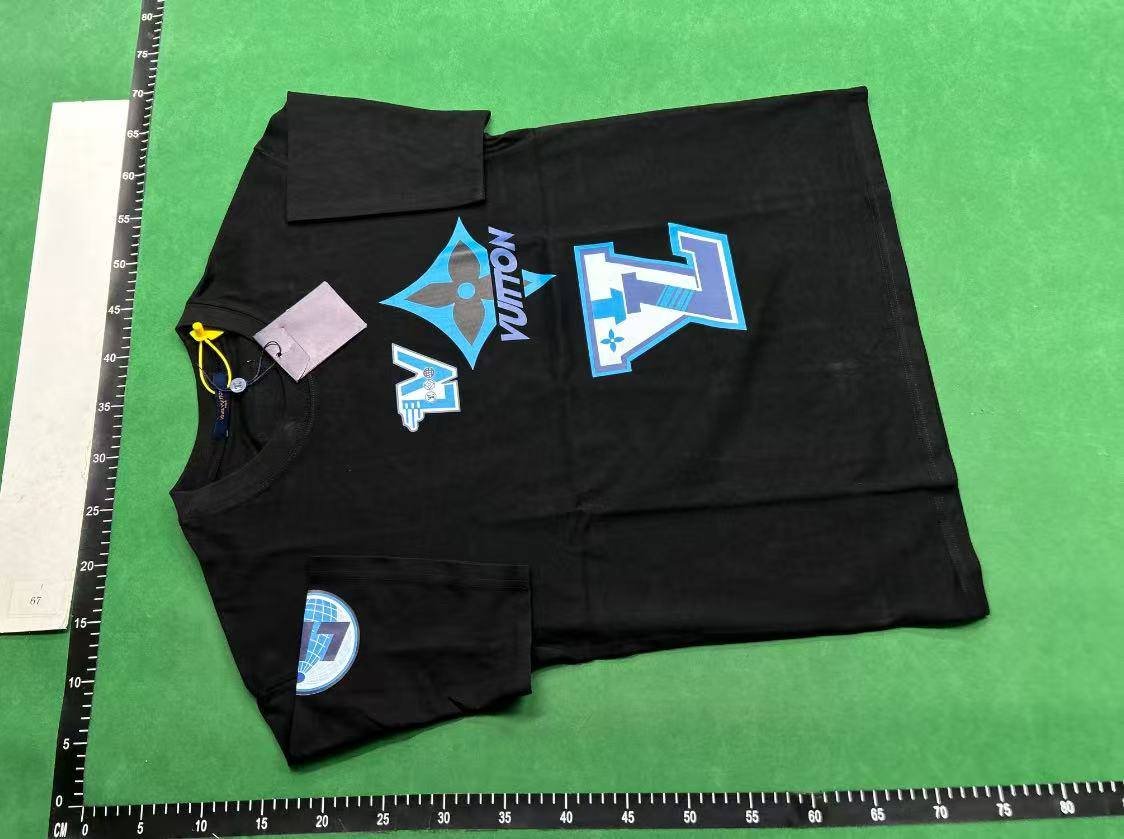 Louis Vuitton short sleeve