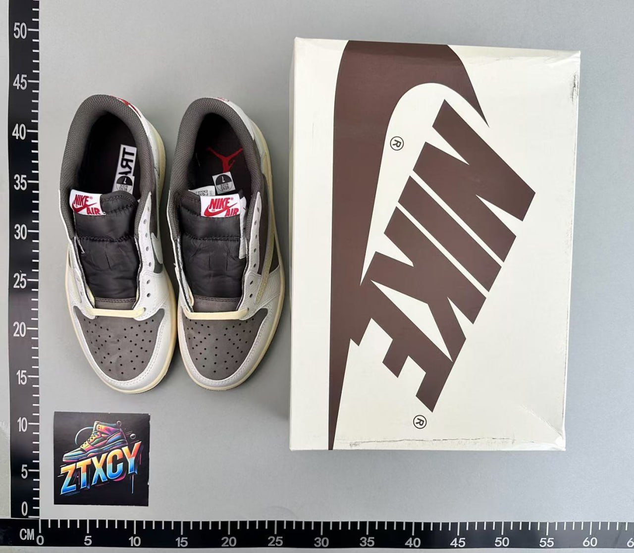 Travis Scott x Jordan Air Jordan 1  