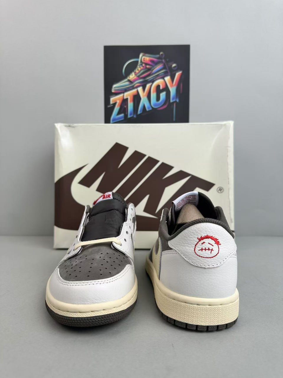 Travis Scott x Jordan Air Jordan 1  