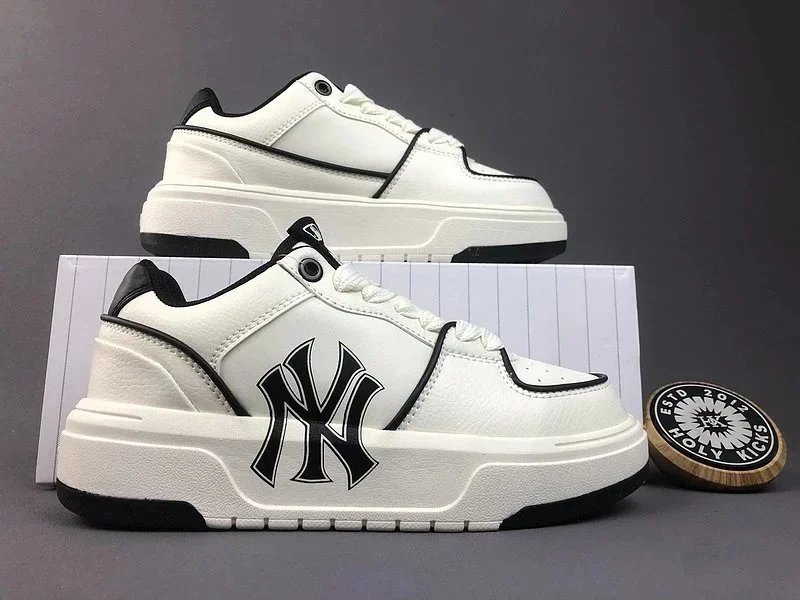 MLB CHUNKY CLASSIC HEEL DIA MONOGRAM 