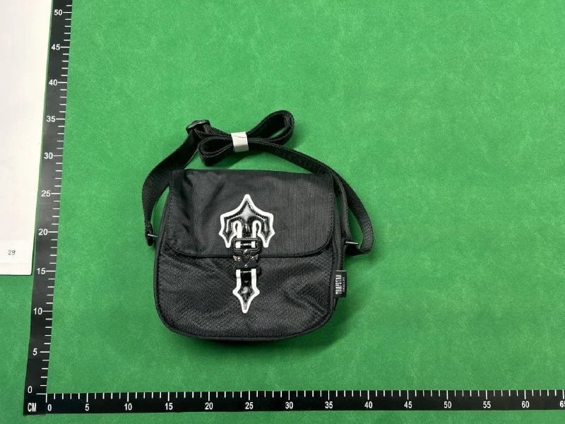 Trapstar bag  (30+)