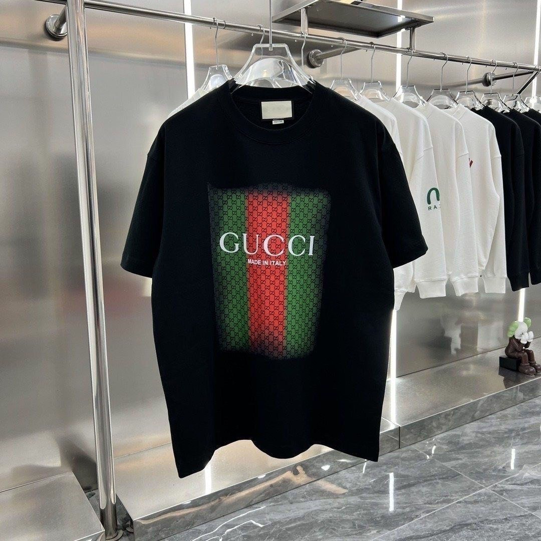 Louis Vuitton t-shirts