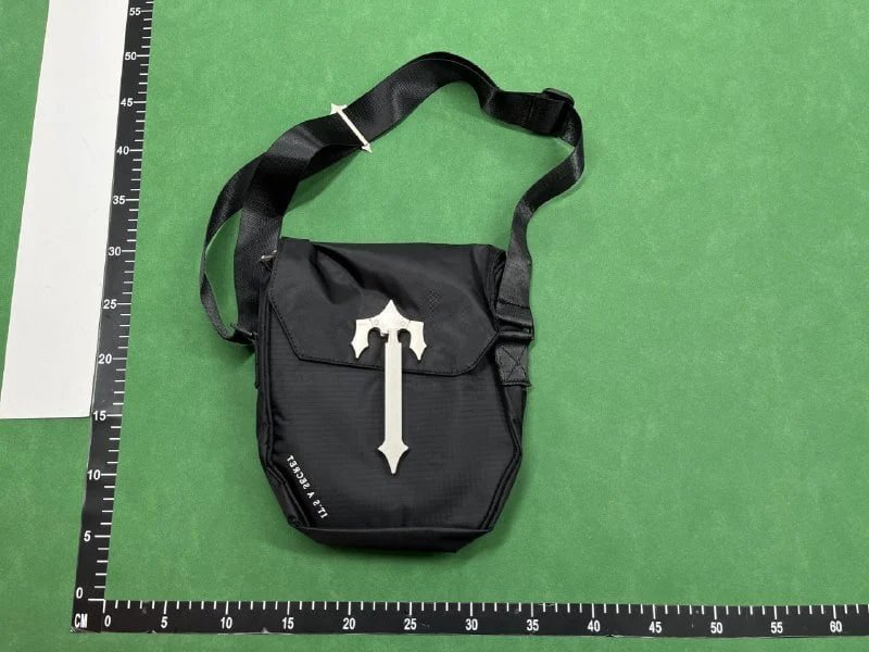 Trapstar bag  (30+)