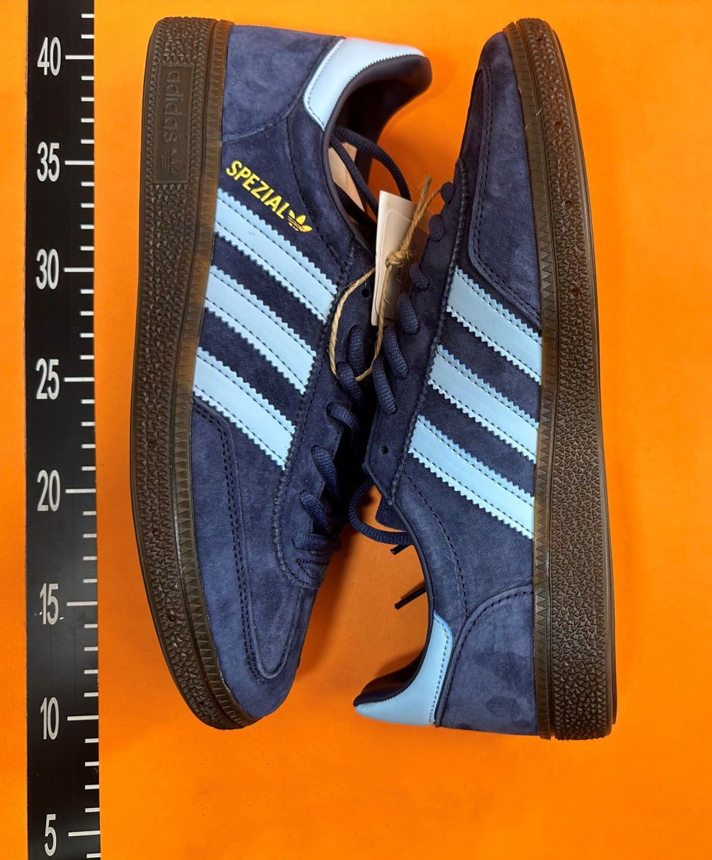 ADIDAS SPEZIAL
