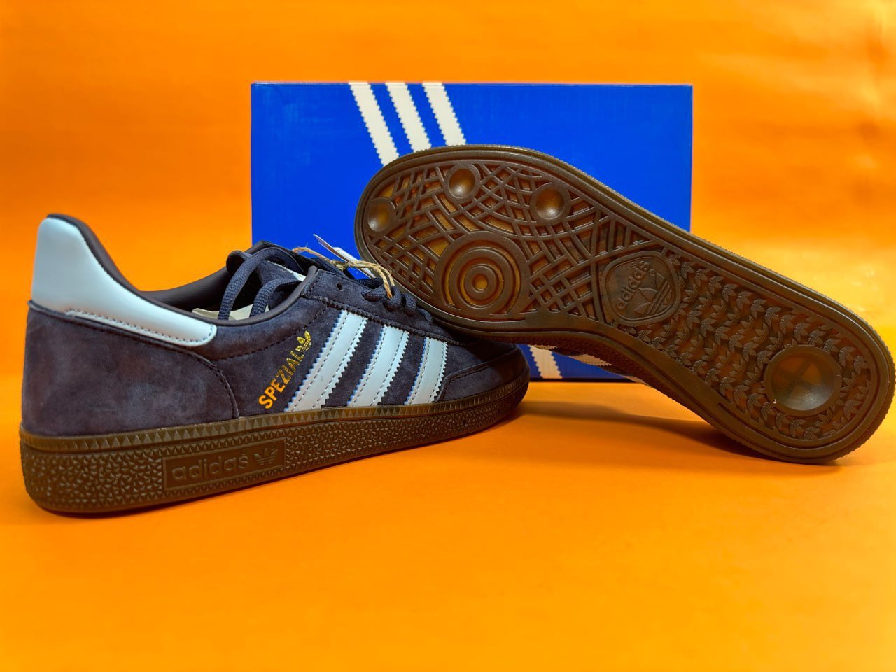 ADIDAS SPEZIAL