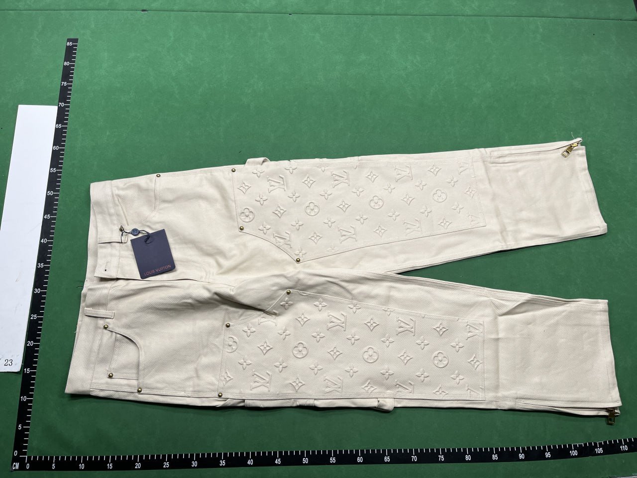 LV Louis Vuitton Jeans pants ( 20+styles)