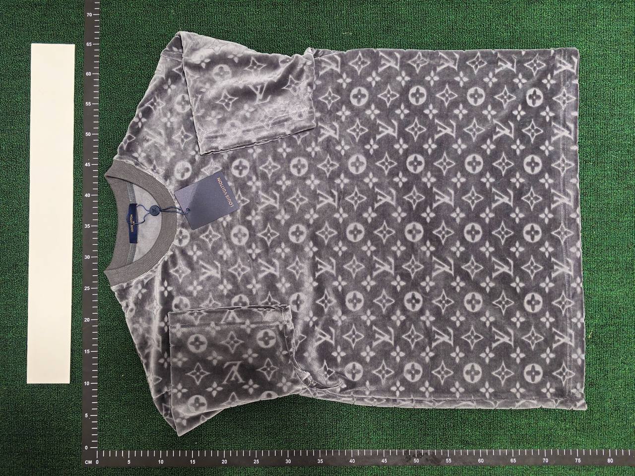 LV series short-sleeved shorts