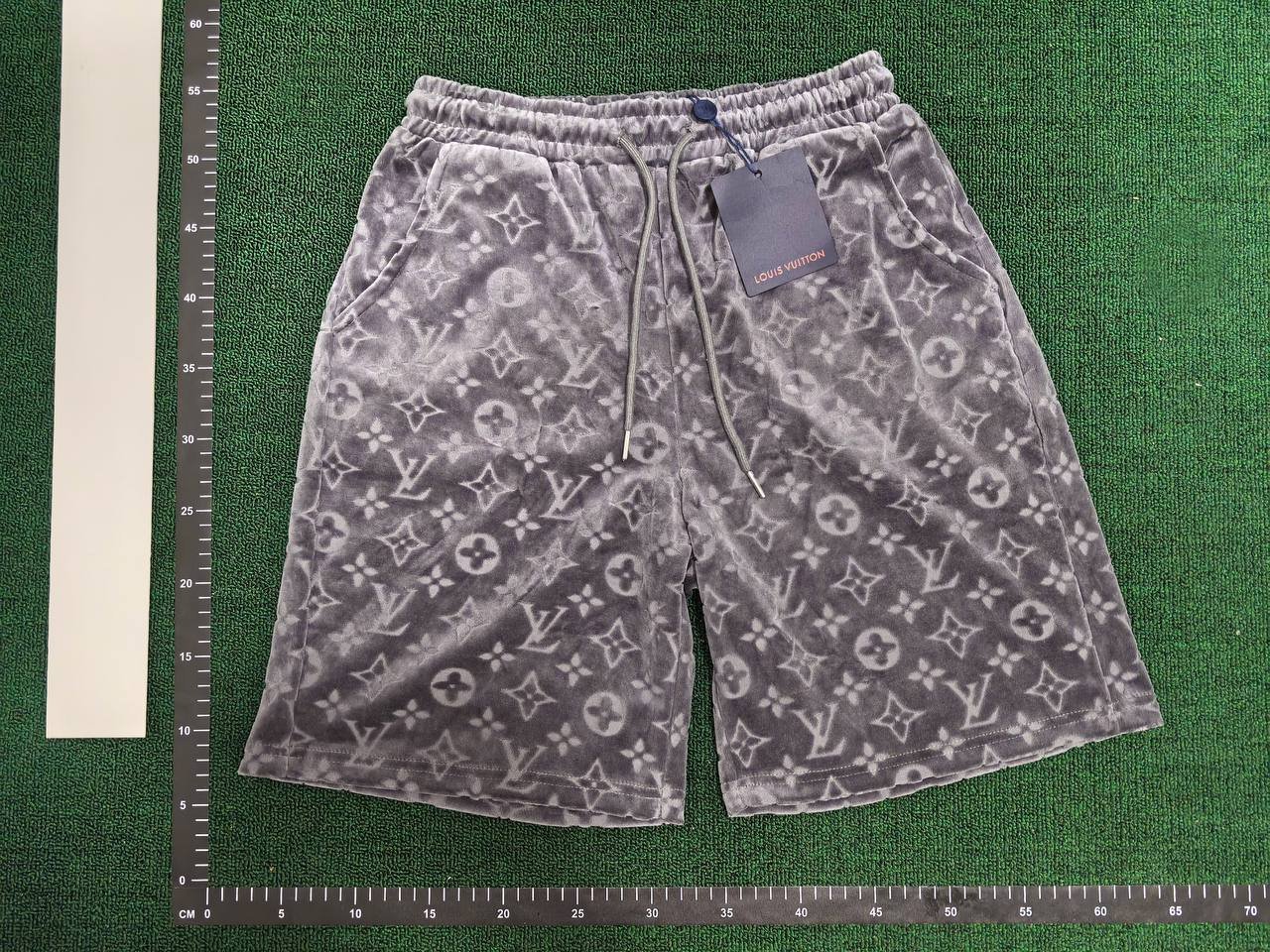 LV series short-sleeved shorts