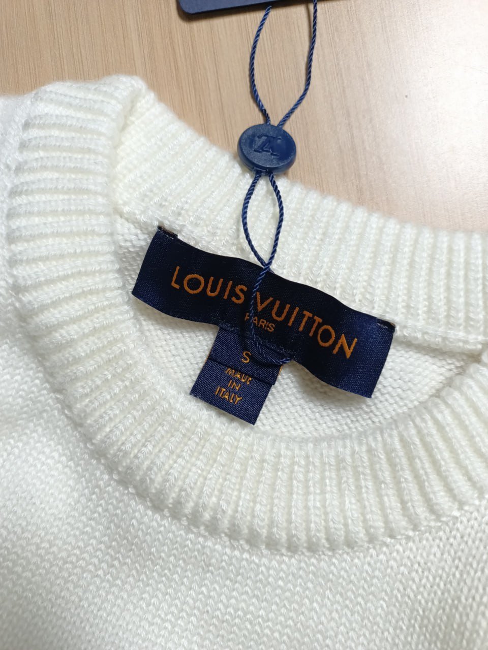 LV sweater
