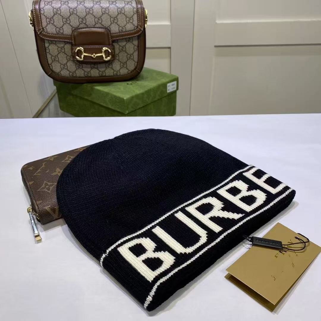 Moncler\Stone Island knitted hat\Ralph Lauren\Burberry knitted ha
