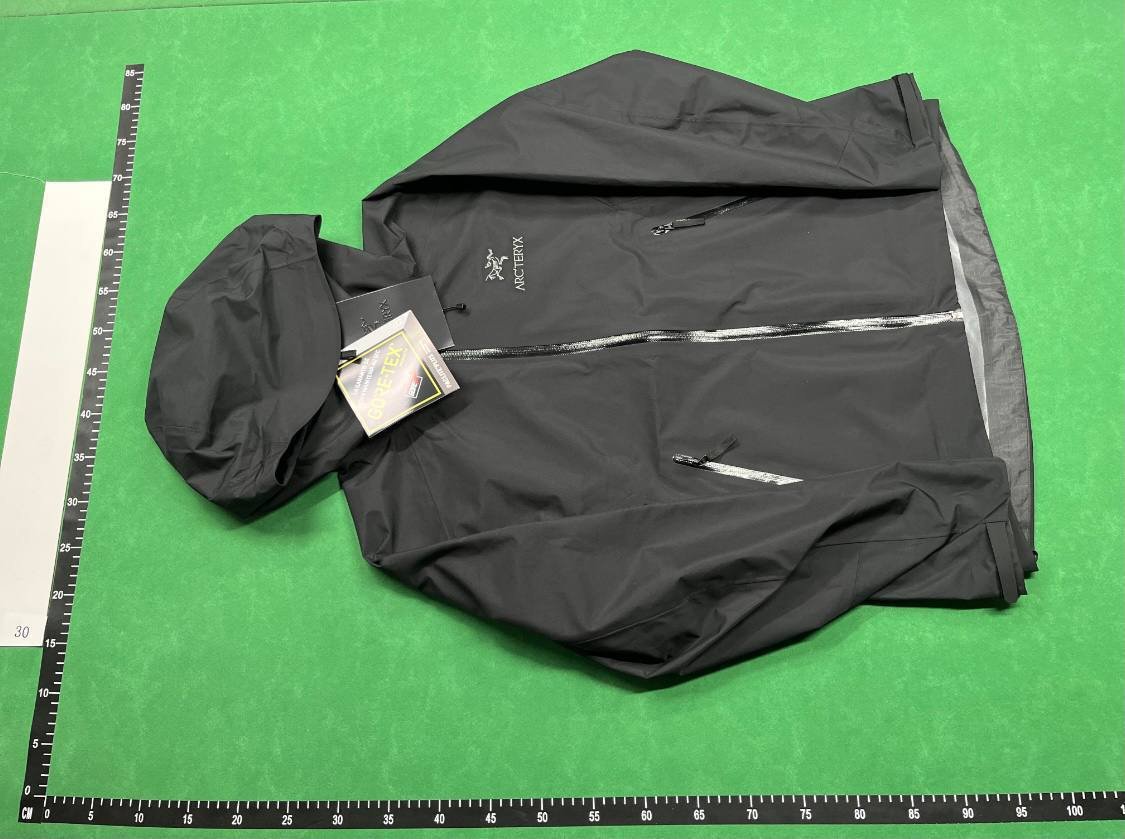 ARC’TERYX Jacket 