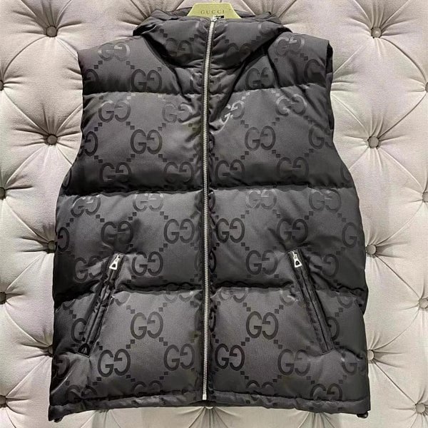 Gucci knitted sweater/hoodie&down jacket&down vest&coat