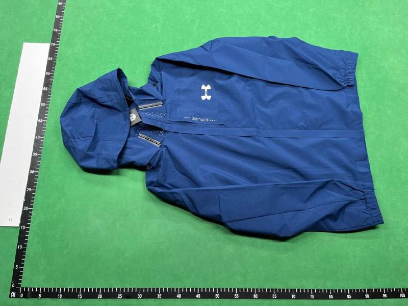 Under ArmourWindbreaker