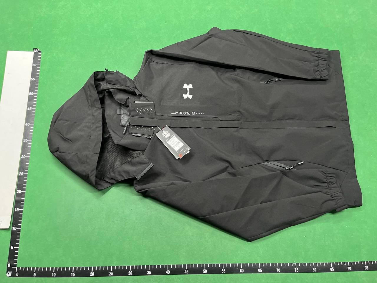 Under ArmourWindbreaker
