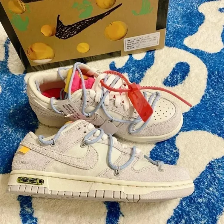 Off-White x Dunk The
