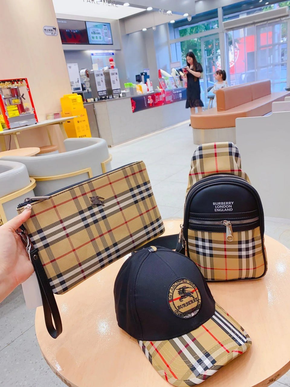 Burberry/LV/Dior Bag Set ( 39 + styles)