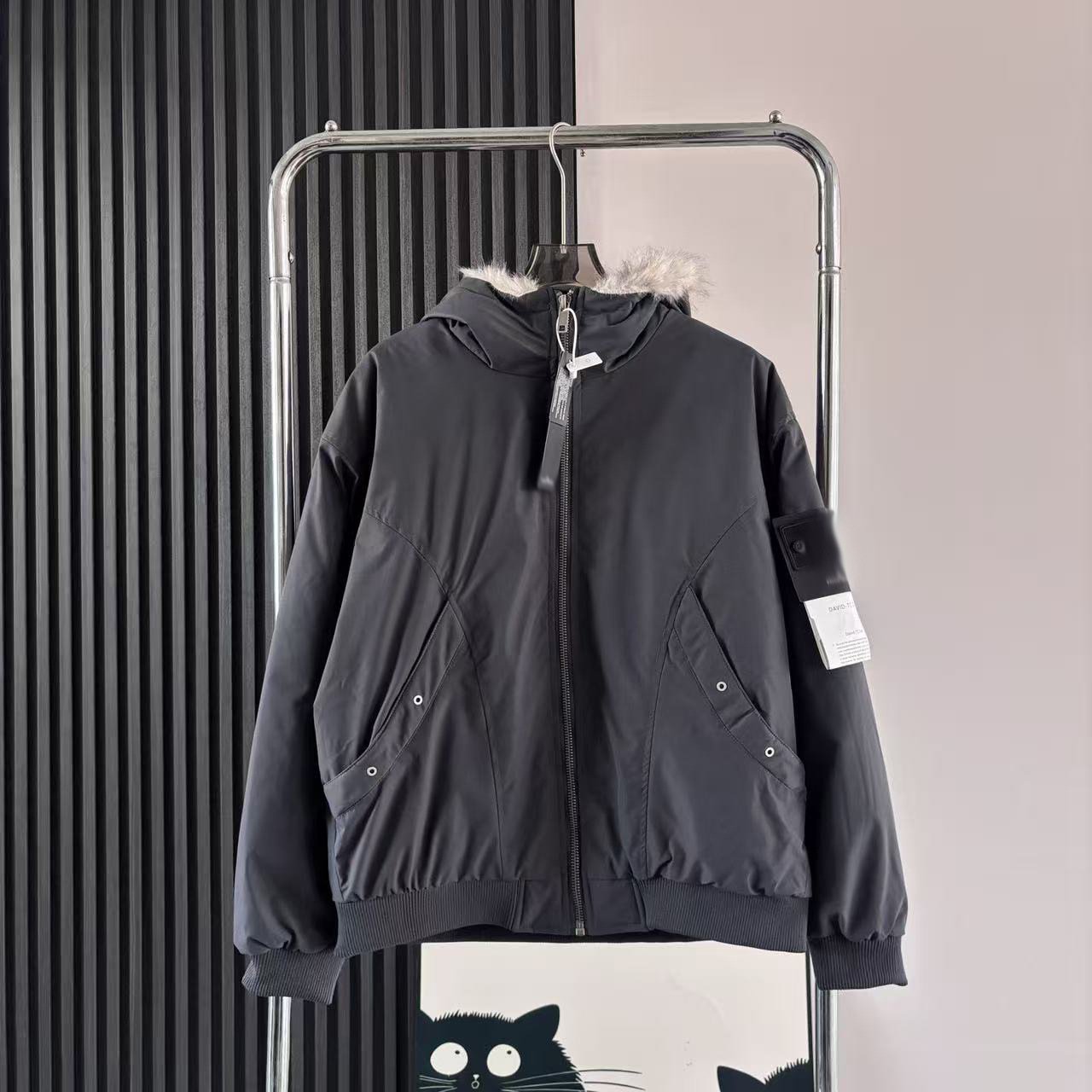 Stone American Autumn/Winter Casual Bomber Jacket, Warm Baseball Cotton Jacket with Fur Collar