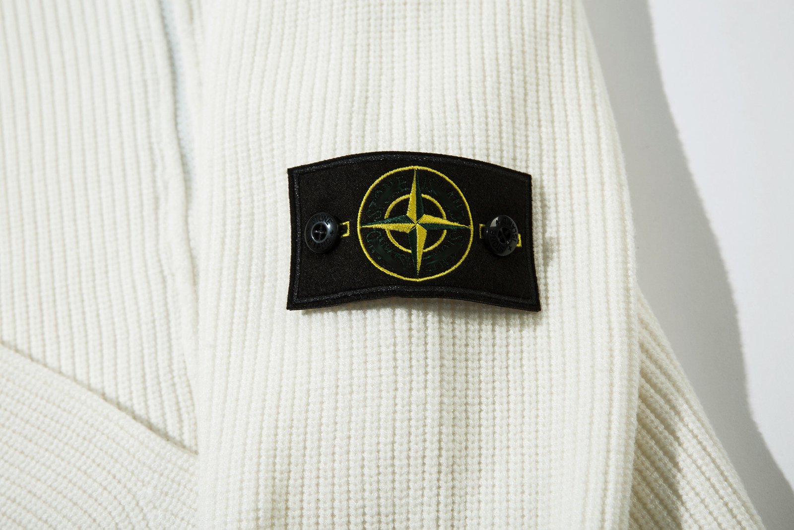 European and American STONE Stone Island Basic Style Compass Vest Zipper Crew Neck Pullover Knit Sweater for Men and Women (iu)