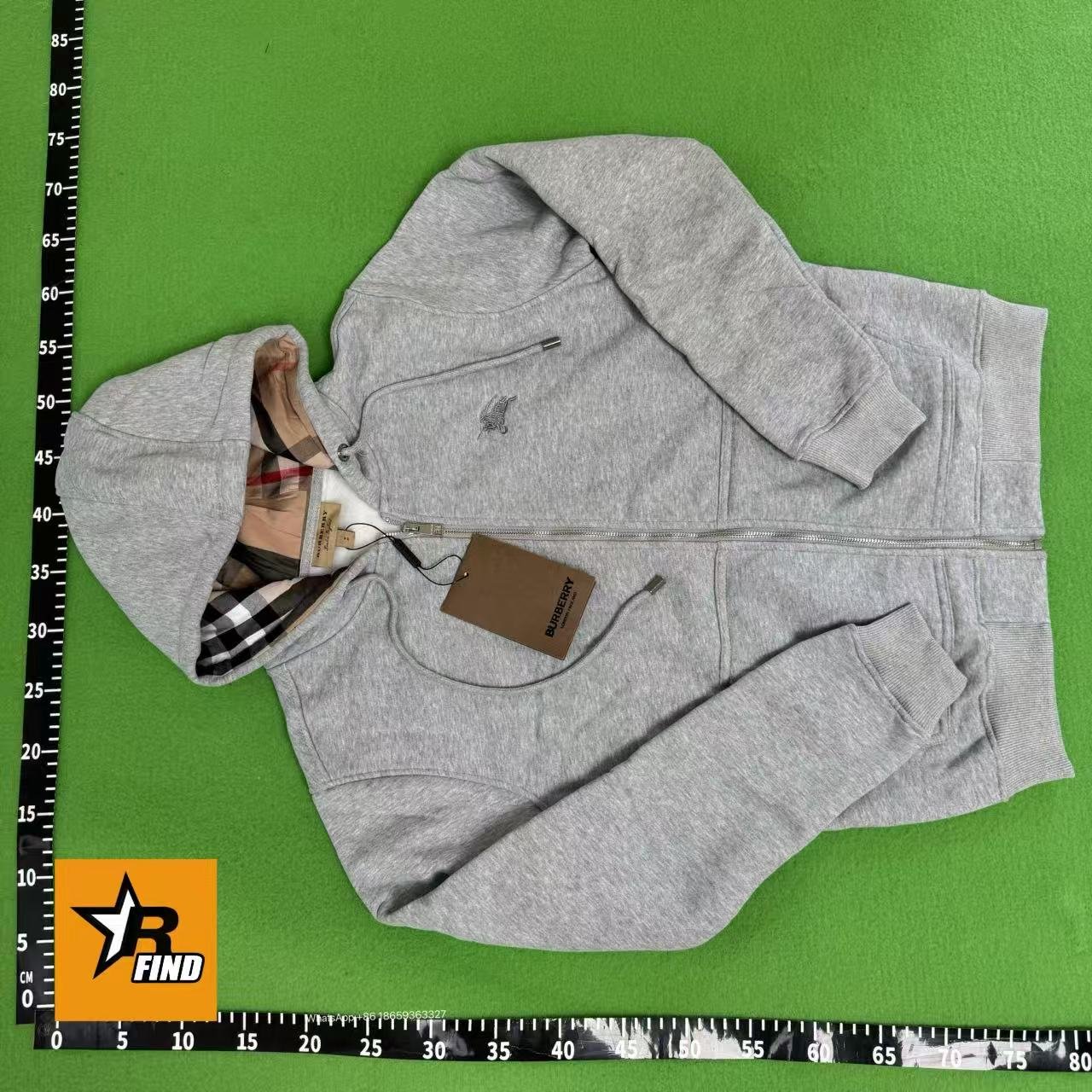 Burberry sweatshirts/hoodies/zip-up cardigans/knitted sweaters/crew neck sweatshirts/coat/BURBERRY reversible jacket