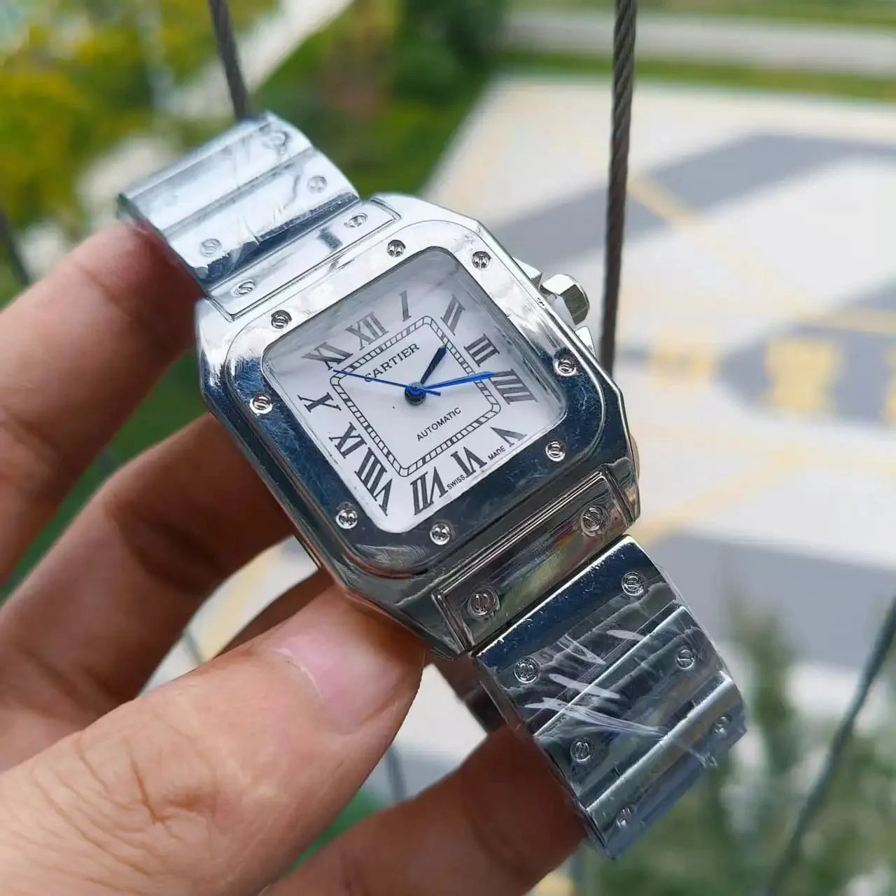 Mechanical  watch with steel ttrap
