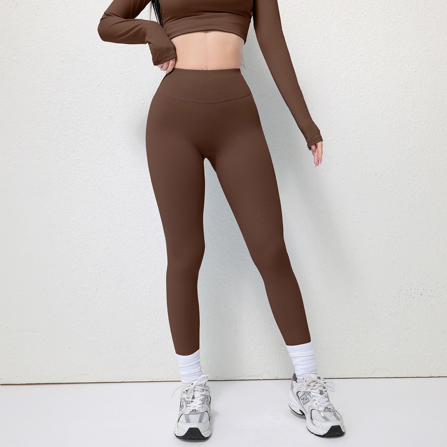 New high-waisted, hip-lifting leggings, yoga wear