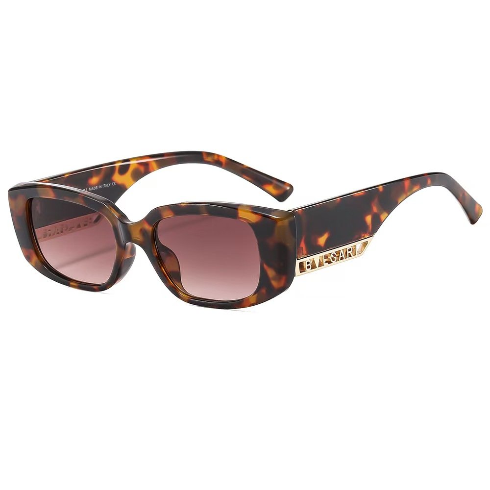 Oversized sunglasses