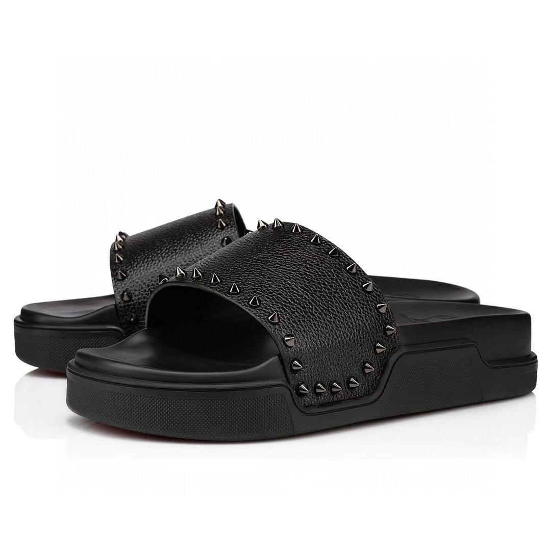 Studded slippers, unisex, non-slip, thick-soled, simple, flat, comfortable, lightweight.