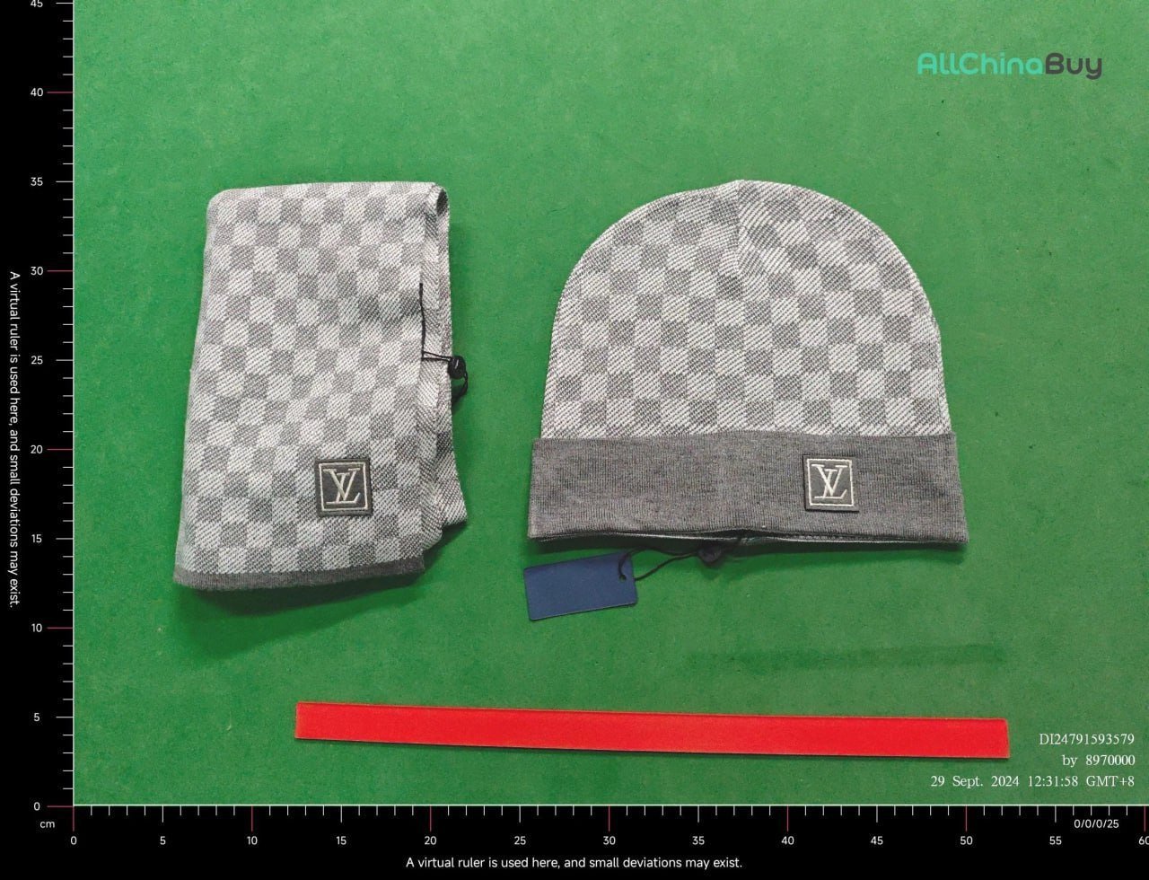 LV Beanieknitted hatLouis Vuitton Scarf Set
