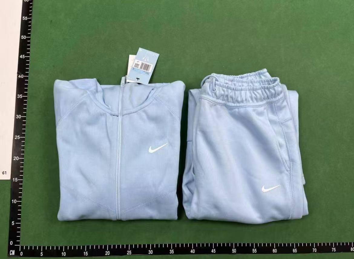 Nike Nocta/Tech（Christmas Special Offer）