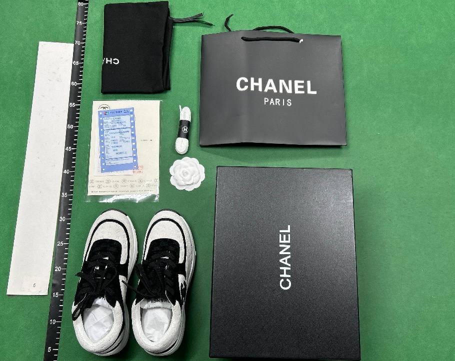 Good quality Chanel shoes (with original box 2025 new 40+ styles)