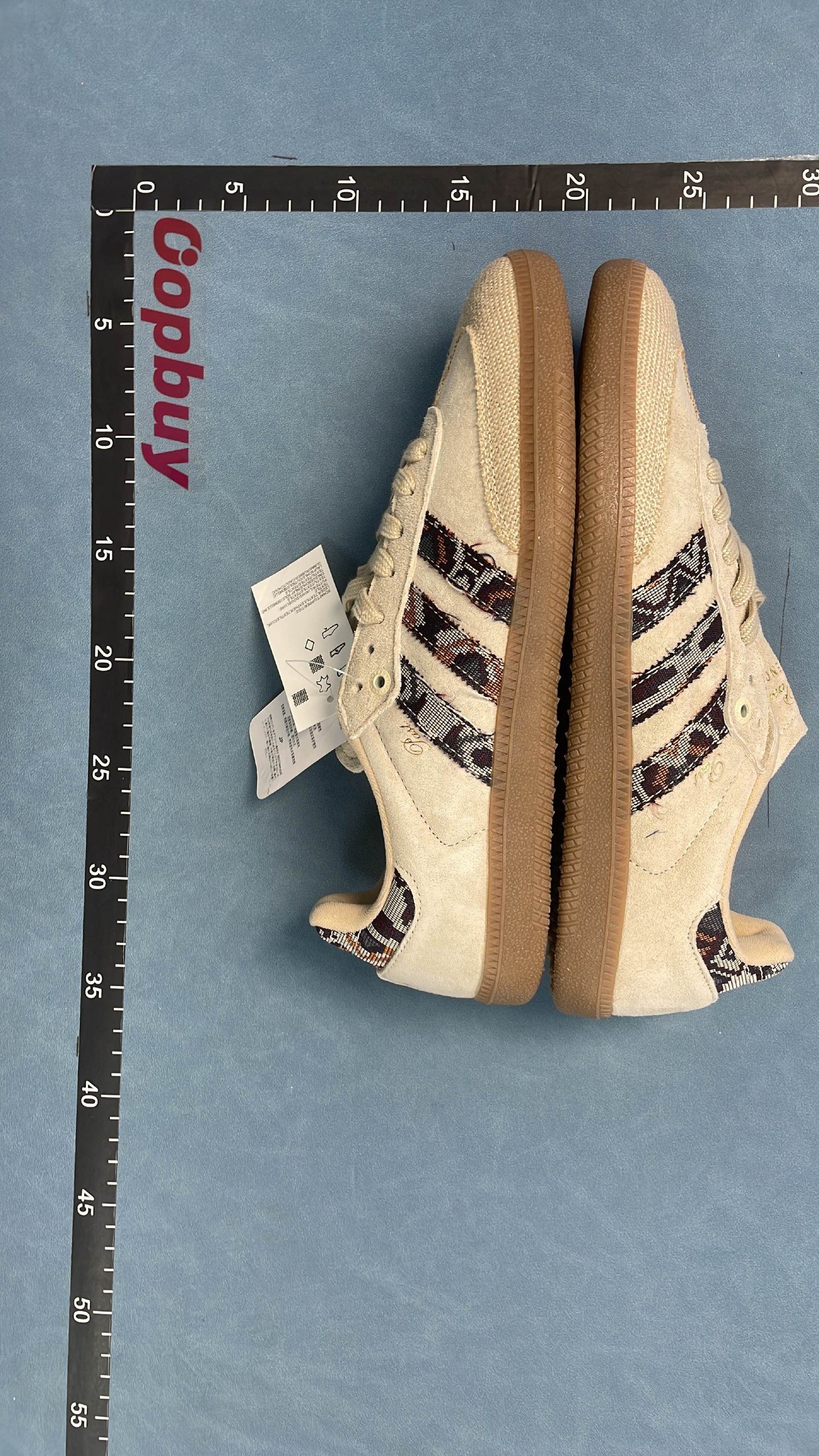  Adidas Samba Classic Sneakers [30 styles]