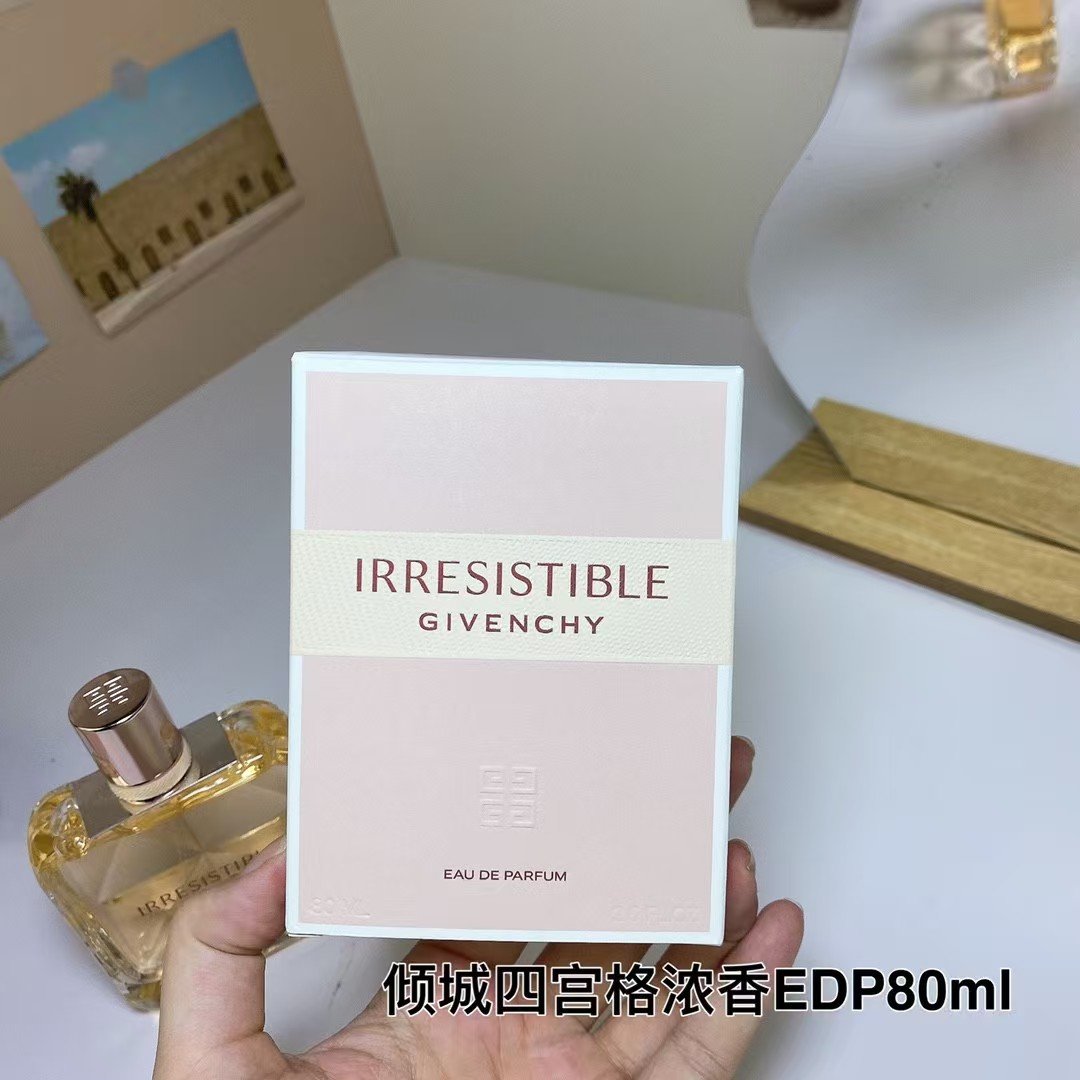 Givenchy Prisme Libre perfume