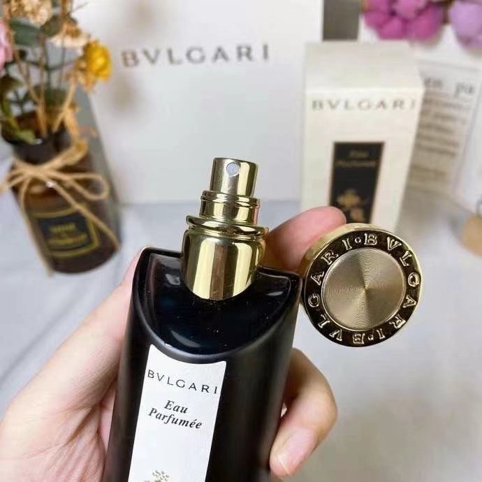 lgari Fresh Unisex Eau de Cologne 75ml (EDC), in shades of green tea, white tea, black tea, and blue tea.