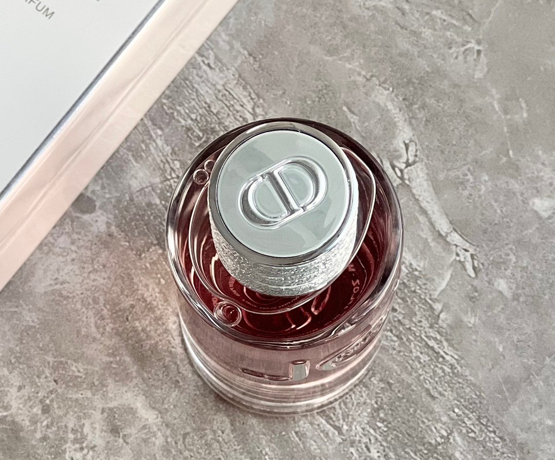 Dior perfume