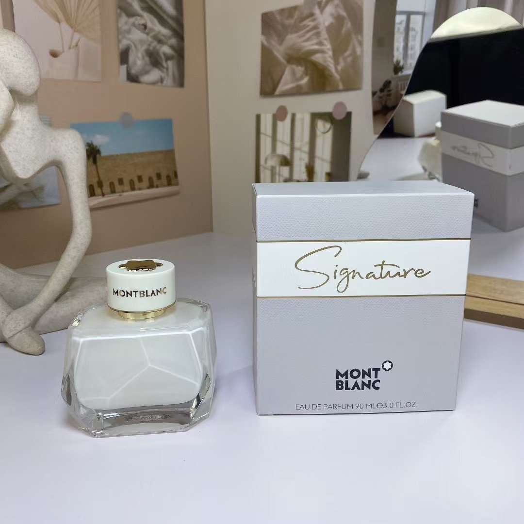 Montblanc Signature Women's Fragrance