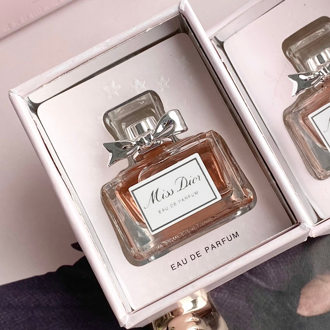Dior perfume