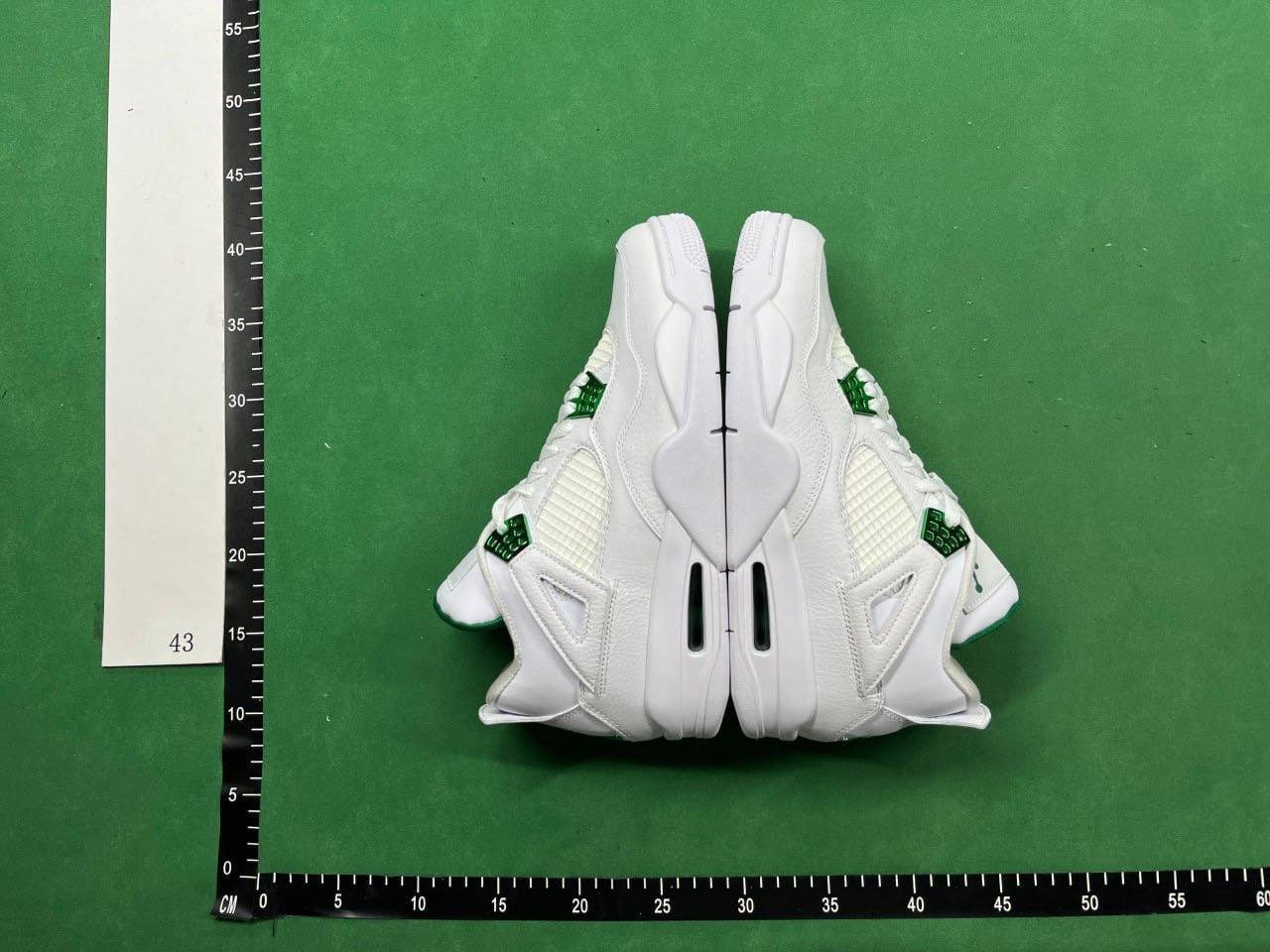 Air Jordan 4 Red Thunder Sneakers [39 styles]